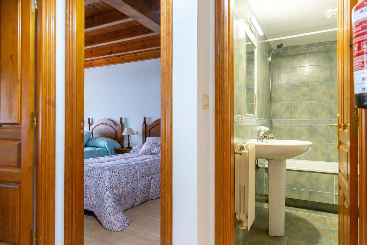 Villa La Cabada Ortiguero Esterno foto